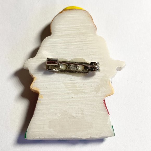 Vintage Christmas Angel Pin Brooch Red Green White Resin Halo Painted Wings - Picture 2 of 4